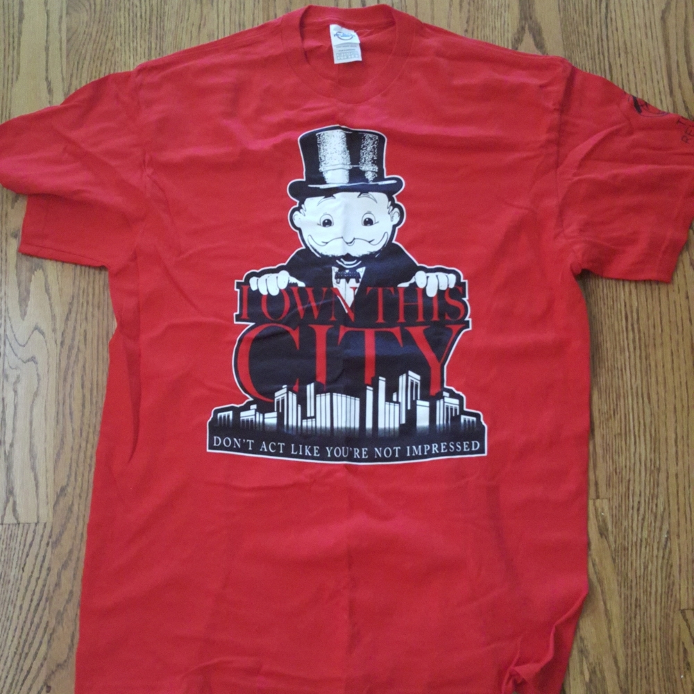 Large red i own this city red cotton t shirt